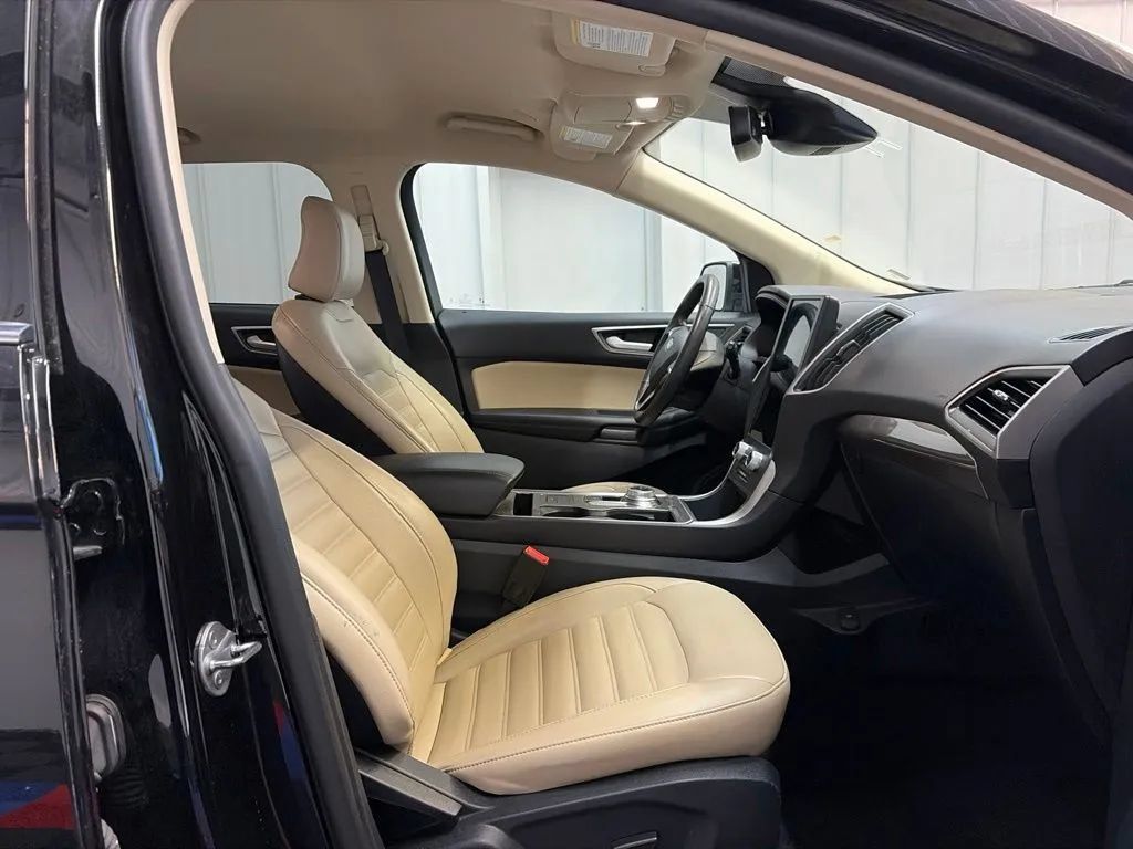 Used 2024 Ford Edge SEL AWD/4WD image 21