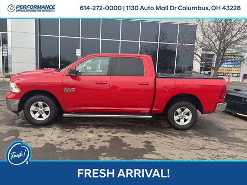 Used 2019 RAM 1500 Classic SLT w/ Luxury Group image 7