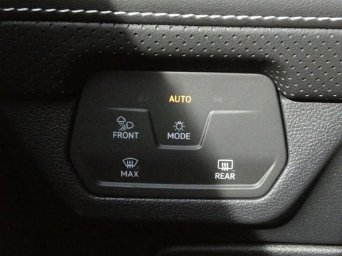 New 2025 Volkswagen Atlas Cross Sport SEL R-Line image 16