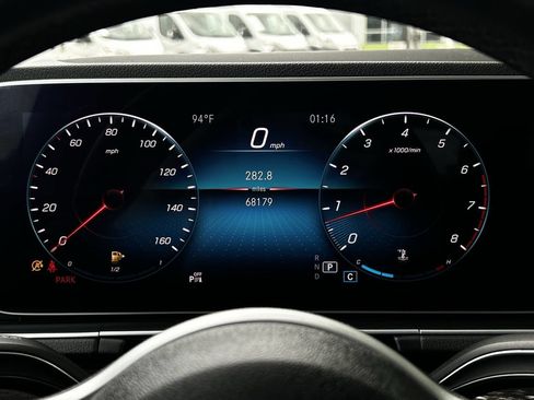 Used 2020 Mercedes-Benz GLE 350 w/ Premium Package image 16