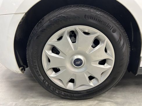 Used 2018 Ford Transit Connect XLT image 18