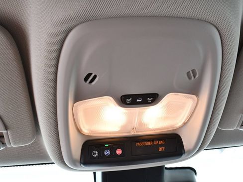 Used 2025 Buick Encore GX Sport Touring w/ Advanced Technology Package AWD/4WD image 34