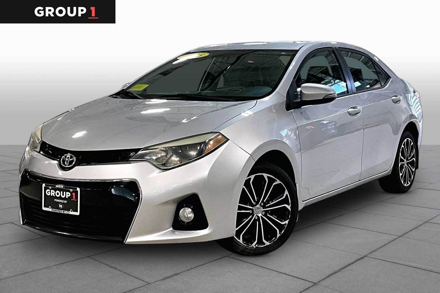 Used 2015 Toyota Corolla S FWD image 1