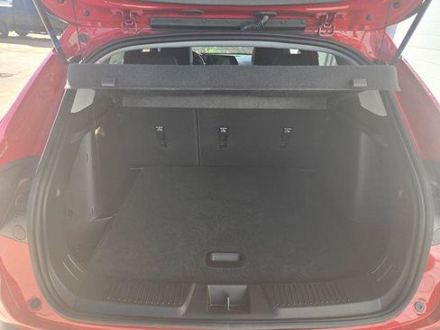 New 2026 Chevrolet Trax LT w/ LT Convenience Package FWD image 14