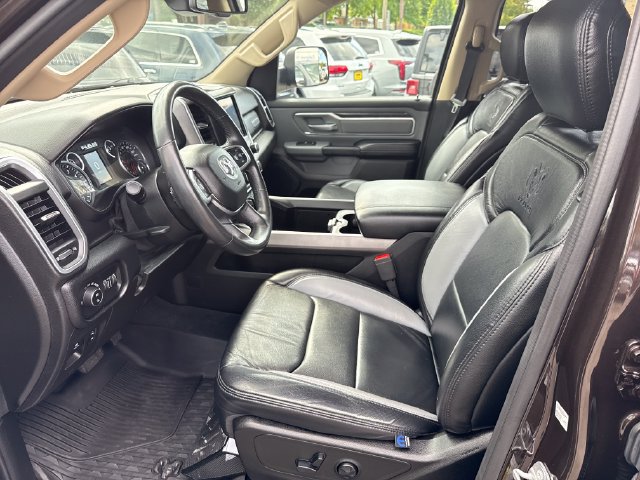 Used 2019 RAM 1500 4x4 Crew Cab image 14