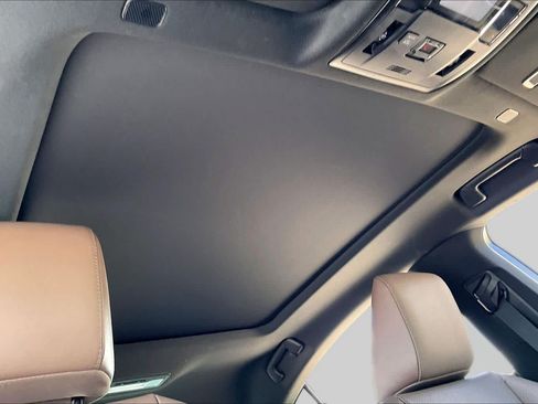 Used 2023 Lexus ES 350 w/ Premium Package FWD image 13