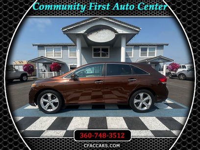 Used 2010 Toyota Venza AWD w/ Premium Pkg #2