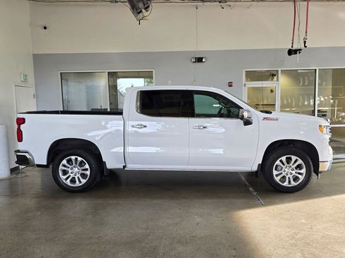 Used 2022 Chevrolet Silverado 1500 LTZ image 4