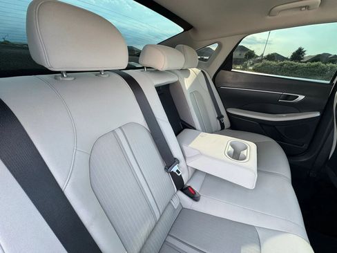 Used 2025 Hyundai Sonata SEL FWD image 43