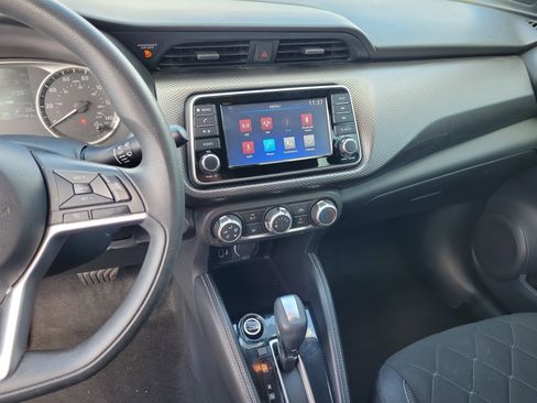 Certified 2018 Nissan Kicks S FWD image 20
