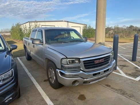 Used 2006 GMC Sierra 1500 SLE w/ Light Duty Power Package image 2