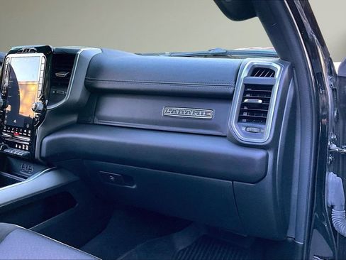 Used 2023 RAM 1500 Laramie AWD/4WD image 26