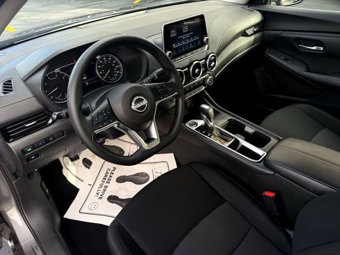 Used 2024 Nissan Sentra SV image 12