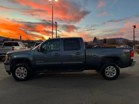 Used 2013 GMC Sierra 2500 SLT w/ SLT Convenience Package image 5