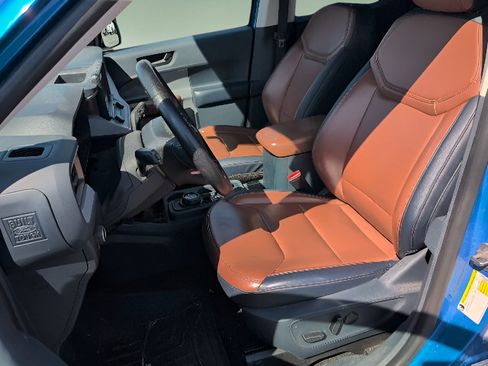 Used 2022 Ford Maverick Lariat w/ Lariat Luxury Package FWD image 10
