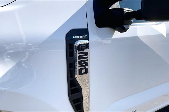 Used 2024 Ford F250 Lariat w/ Lariat Ultimate Package AWD/4WD image 23