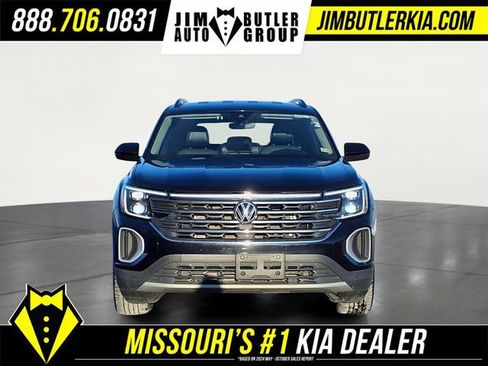 Used 2024 Volkswagen Atlas SE image 32