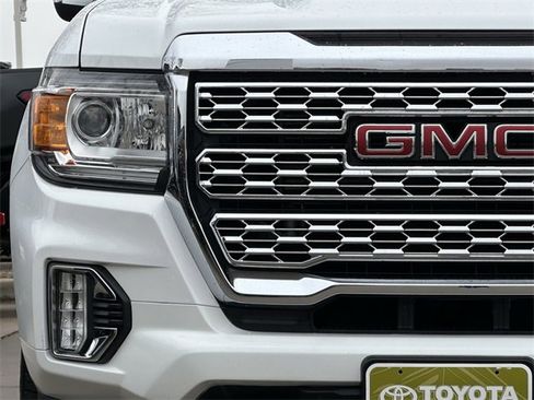 Used 2022 GMC Canyon Denali image 7