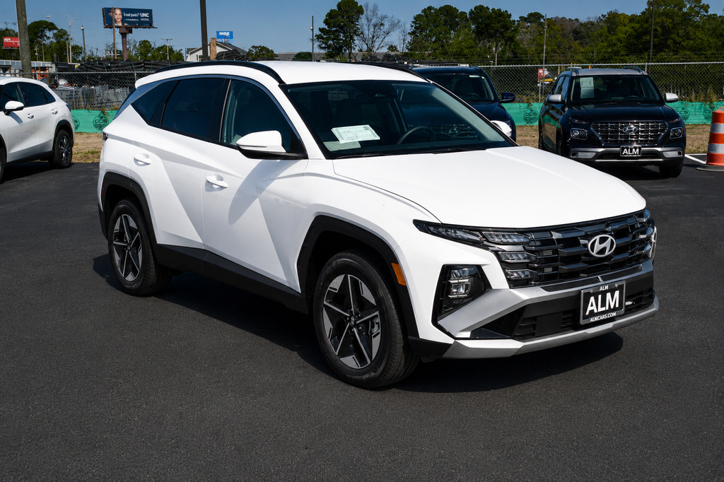 New 2026 Hyundai Tucson SEL FWD image 3