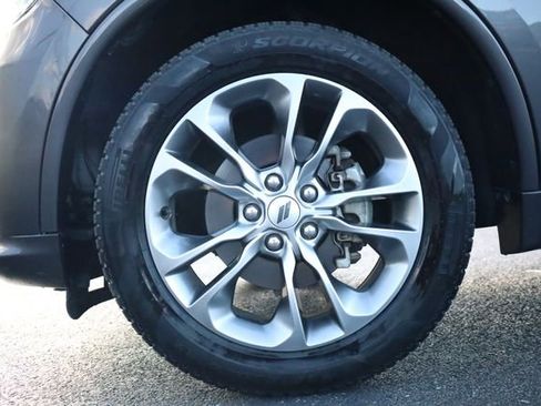 Used 2020 Dodge Durango GT image 8