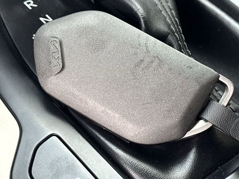 Used 2025 Kia K4 GT-Line image 31