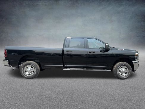 New 2026 RAM 2500 Tradesman AWD/4WD image 10