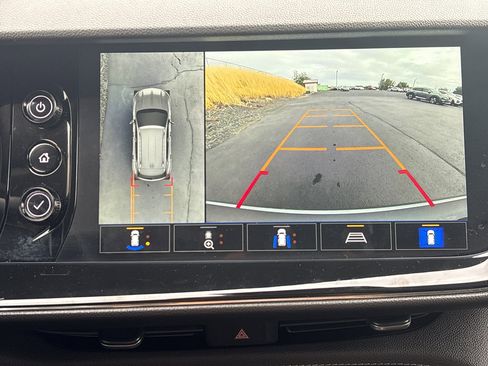 Used 2023 Buick Envision Avenir image 20