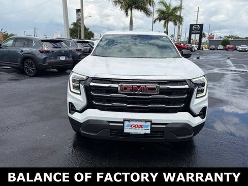 Used 2026 GMC Terrain Elevation FWD image 2