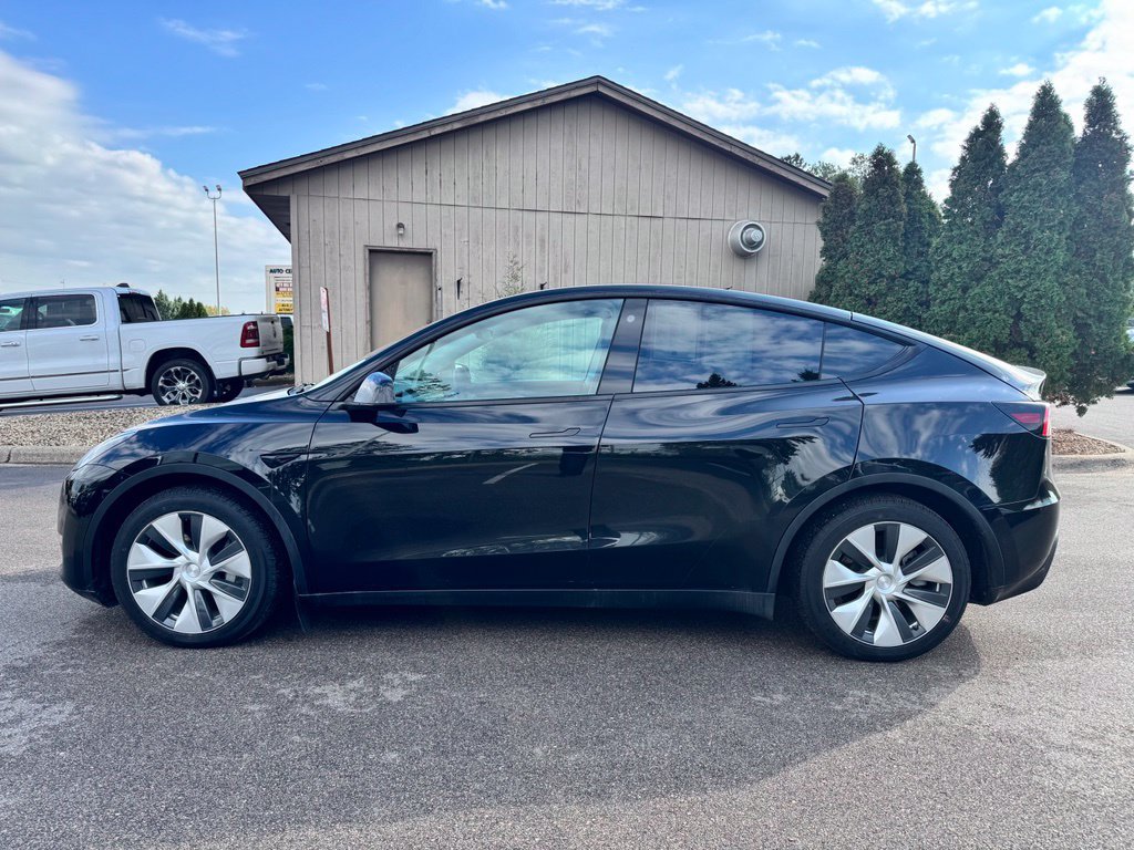 Used 2021 Tesla Model Y Long Range AWD/4WD image 12