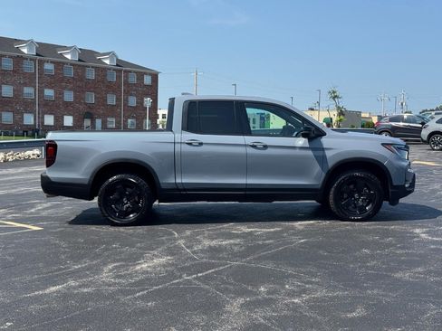 Certified 2026 Honda Ridgeline Black Edition image 3
