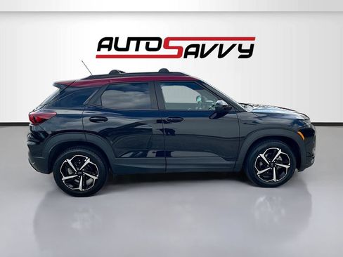 Used 2021 Chevrolet TrailBlazer RS w/ Technology Package FWD image 8