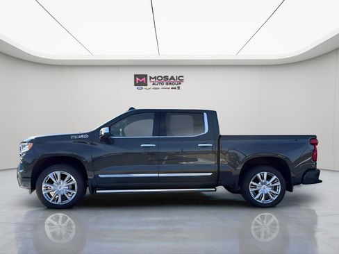 New 2026 Chevrolet Silverado 1500 High Country AWD/4WD image 6