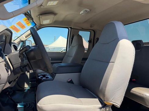 Used 2009 Ford F250 4x4 SuperCab Super Duty image 18