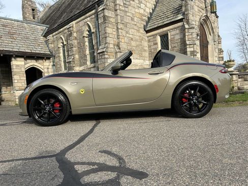 Used 2023 MAZDA MX-5 Miata Grand Touring RWD image 5