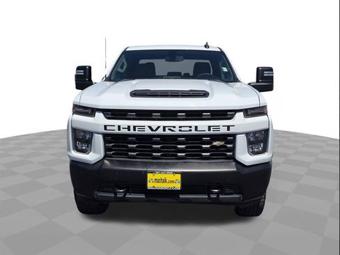 Used 2023 Chevrolet Silverado 2500 Custom w/ Custom Value Package image 2