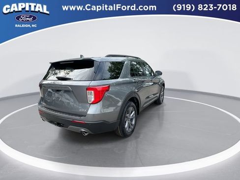 Certified 2022 Ford Explorer XLT w/ Equipment Group 202A AWD/4WD image 8