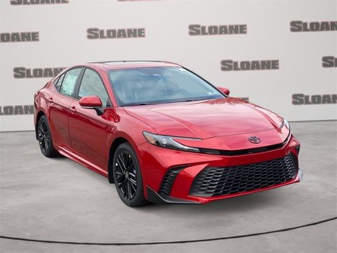 New 2026 Toyota Camry SE image 7