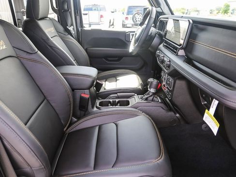 New 2025 Jeep Wrangler Unlimited Rubicon 392 image 17