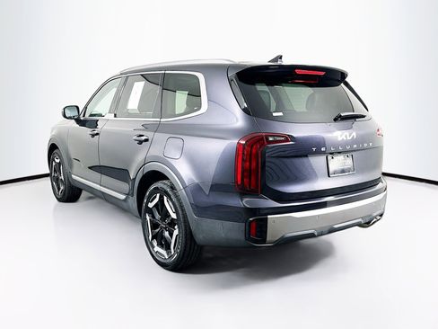 Used 2025 Kia Telluride S FWD image 5