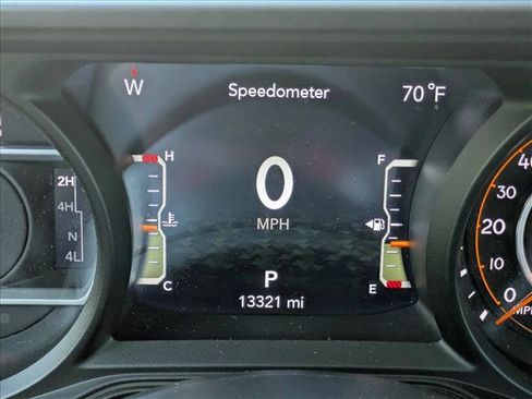 Used 2026 Jeep Wrangler Unlimited Rubicon AWD/4WD image 11