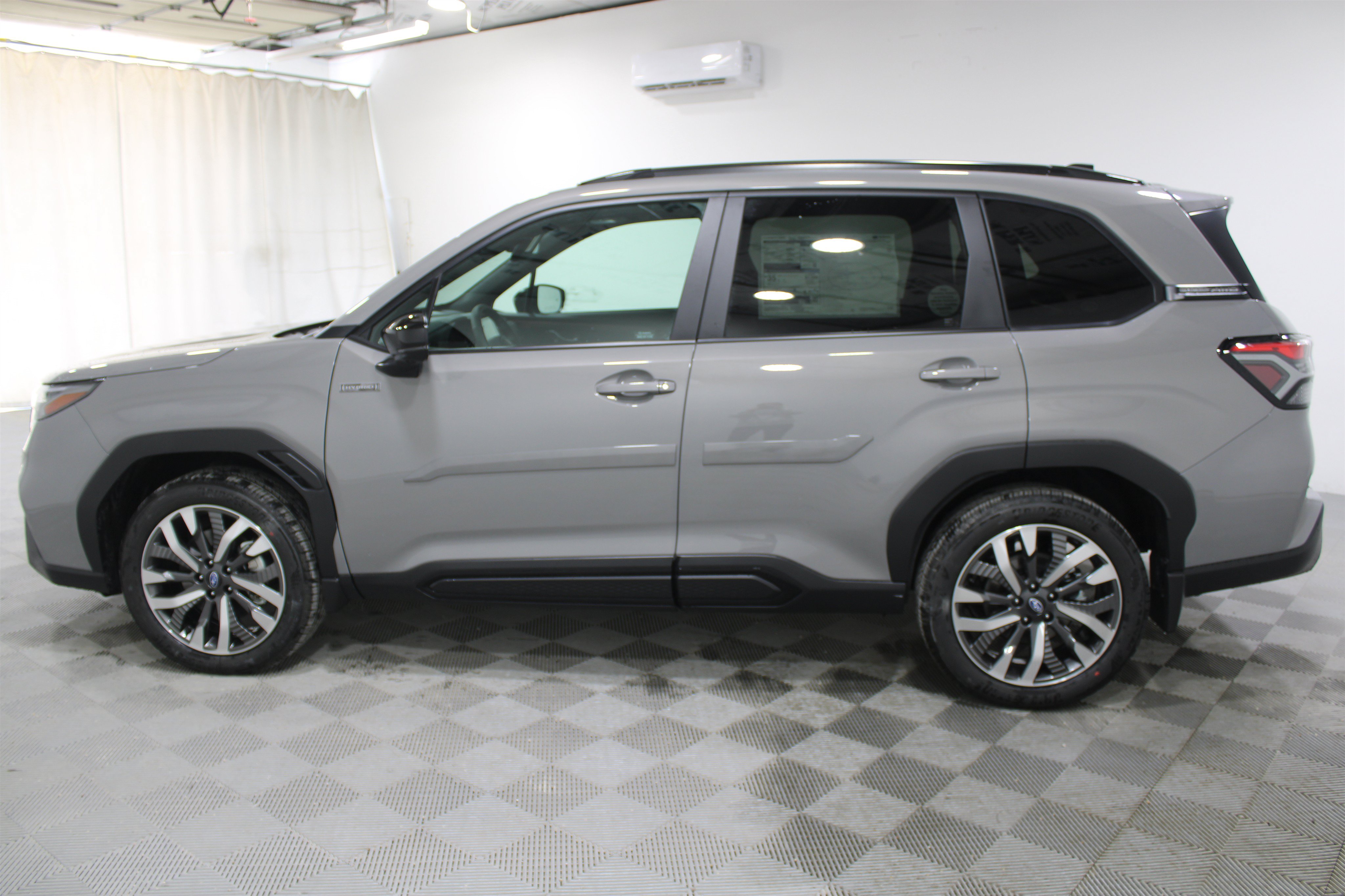 New 2026 Subaru Forester Touring AWD/4WD image 6