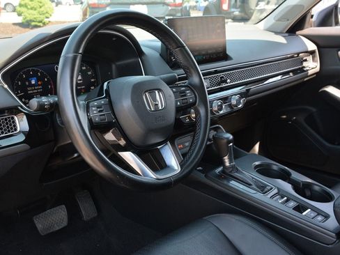 Used 2024 Honda Civic Touring image 8