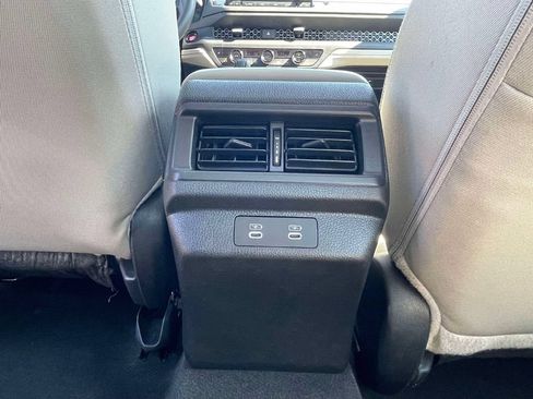 Used 2025 Honda Accord SE image 11