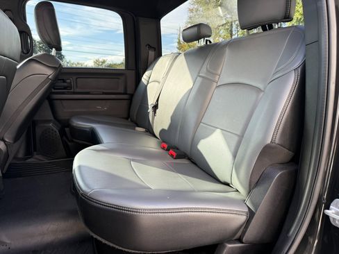 Used 2021 RAM 2500 Tradesman w/ Chrome Appearance Group image 24