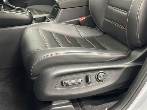 Used 2023 Honda CR-V Sport Touring image 17