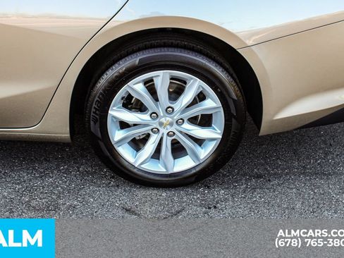 Used 2025 Chevrolet Malibu LT FWD image 15