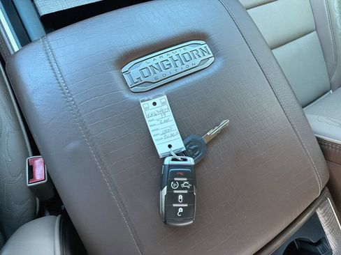 Used 2019 RAM 1500 Limited AWD/4WD image 27