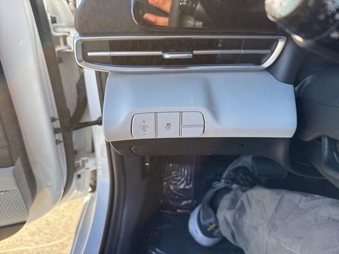 New 2025 Hyundai Elantra Limited w/ Cargo Package image 23