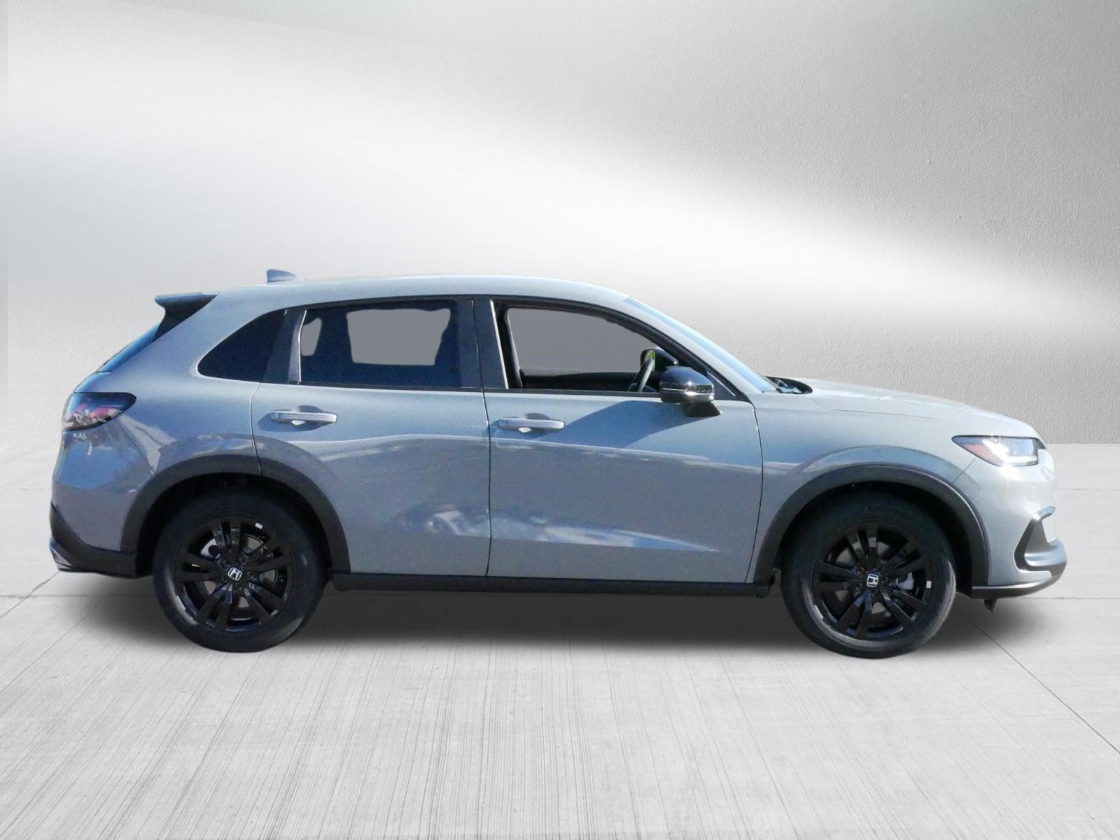 Used 2027 Honda HR-V Sport image 8