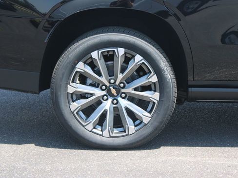 New 2026 Chevrolet Tahoe High Country AWD/4WD image 13
